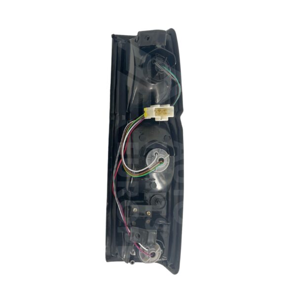Fanale posteriore destro Nissan King Cab dal 1986 al 1997 – 40cm – foto 2