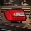 Fanale Posteriore Sinistro Mercedes Classe B W247 2019+ sul banco officina