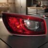 Fanale stop posteriore sinistro esterno per Mazda Cx-3 15> sul banco officina