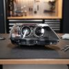 Faro Anteriore Destro BMW X3 F25 2010+ – Xenon C/Motore Parabola Nera sul banco officina