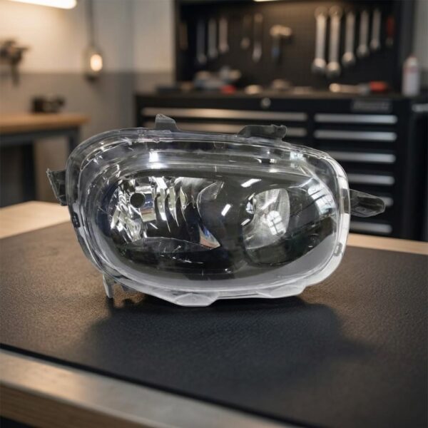Faro Anteriore Destro Citroen C3 2016-2019 sul banco officina