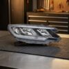 Faro Anteriore Destro Honda Crv 2015-2017 sul banco officina