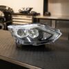 Faro Anteriore Destro Nissan Qashqai 2013-2016 sul banco officina