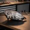 Faro Anteriore Destro Peugeot 2008+ – 2013 A Led sul banco officina