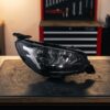 Faro Anteriore Destro Peugeot 208 2019+ (Rif. 450873) Originale Valeo sul banco officina