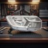 Faro Anteriore Destro Renault Symbol 2017+ sul banco officina