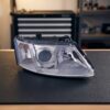 Faro Anteriore Destro Saab 2003-2006 – 9.3 Con Motore Elettrico Incluso sul banco officina