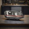 Faro Anteriore Destro Volkswagen GOLF 2016+ Originale Valeo sul banco officina