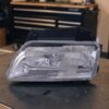 Faro fanale proiettore sinistro per Citroen Xantia 1/98> sul banco officina